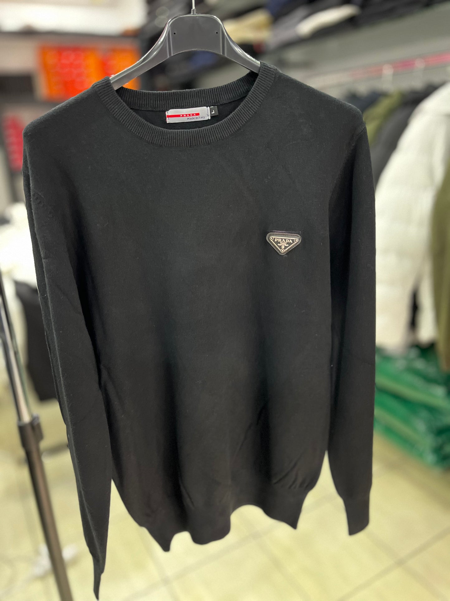ΠΛΕΚΤΗ ΜΠΛΟΥΖΑ ΛΑΙΜΟΚΟΨΗ PRADA BLACK