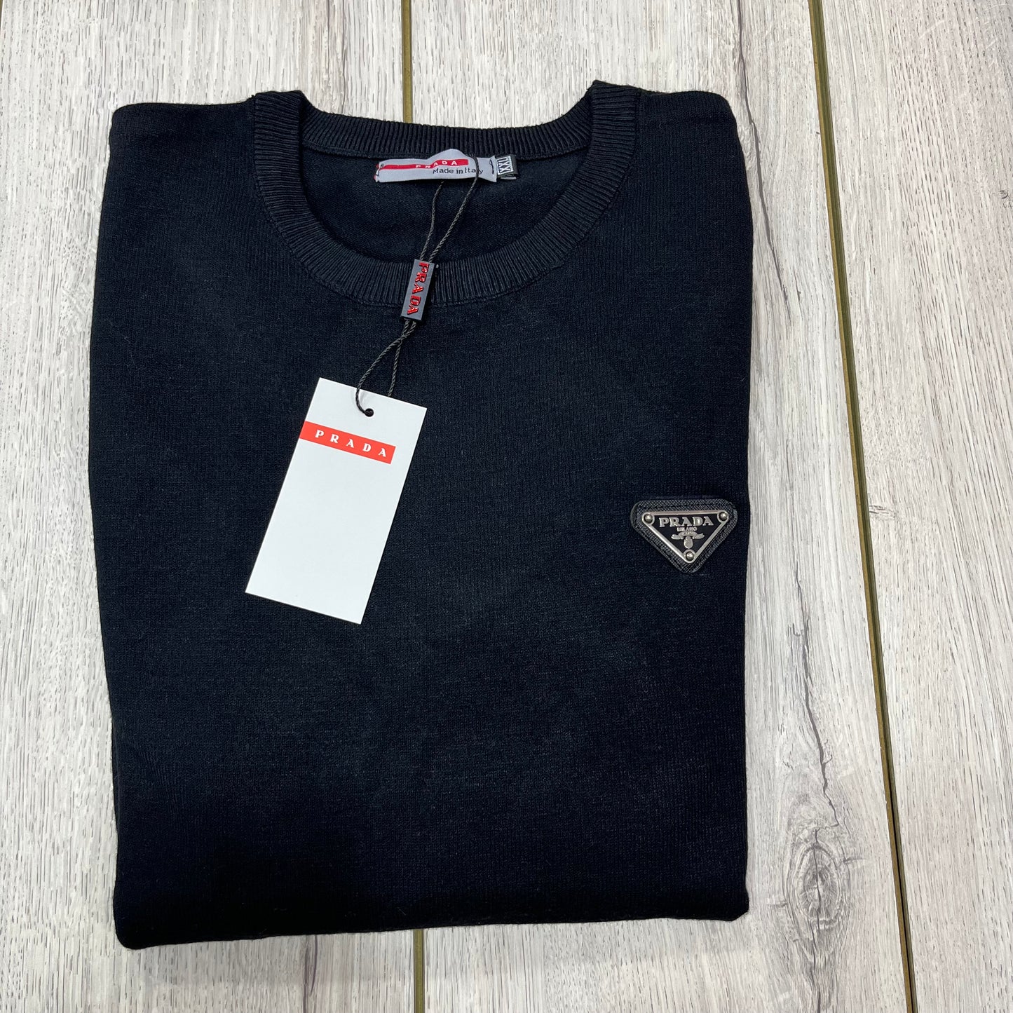 ΠΛΕΚΤΗ ΜΠΛΟΥΖΑ ΛΑΙΜΟΚΟΨΗ PRADA BLACK